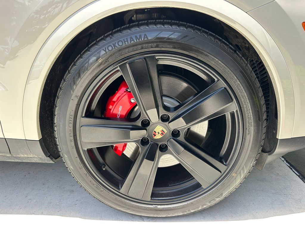 صورة مصغرة 15 لـ 2026 Porsche CAYENNE S COUPE AWD