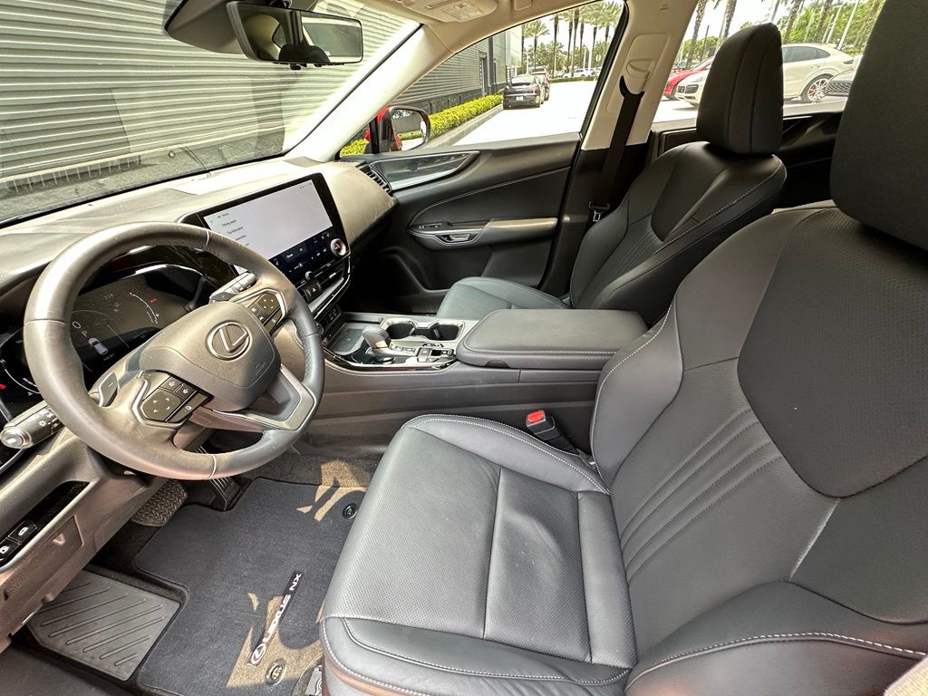 2022 Lexus NX 350 PREMIUM — фото 4