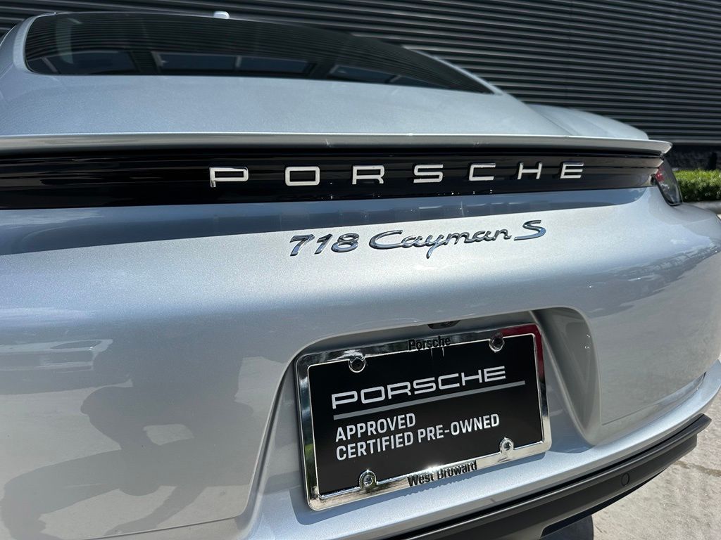 صورة مصغرة 14 لـ 2022 Porsche 718 CAYMAN S
