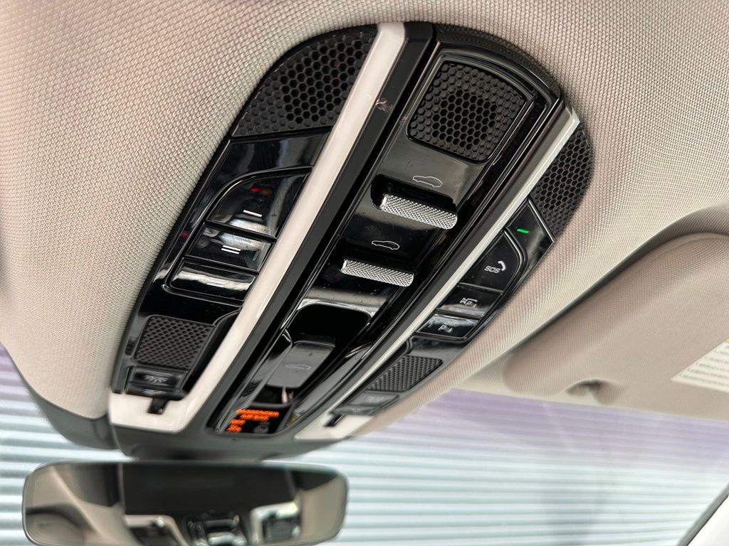 صورة مصغرة 29 لـ 2023 Porsche PANAMERA
