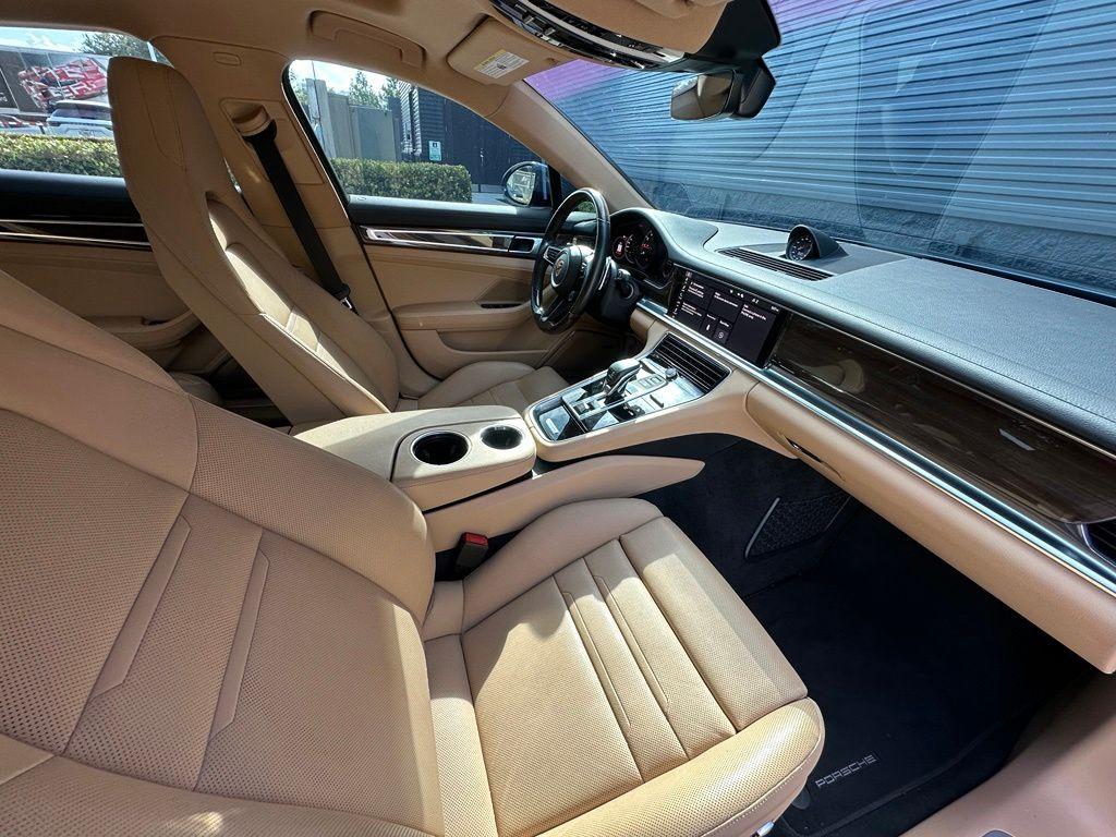 صورة مصغرة 42 لـ 2021 Porsche PANAMERA 4