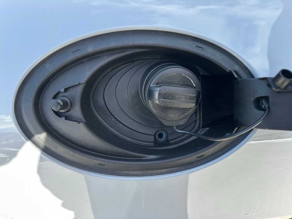 2025 Porsche PANAMERA 4 thumbnail 35