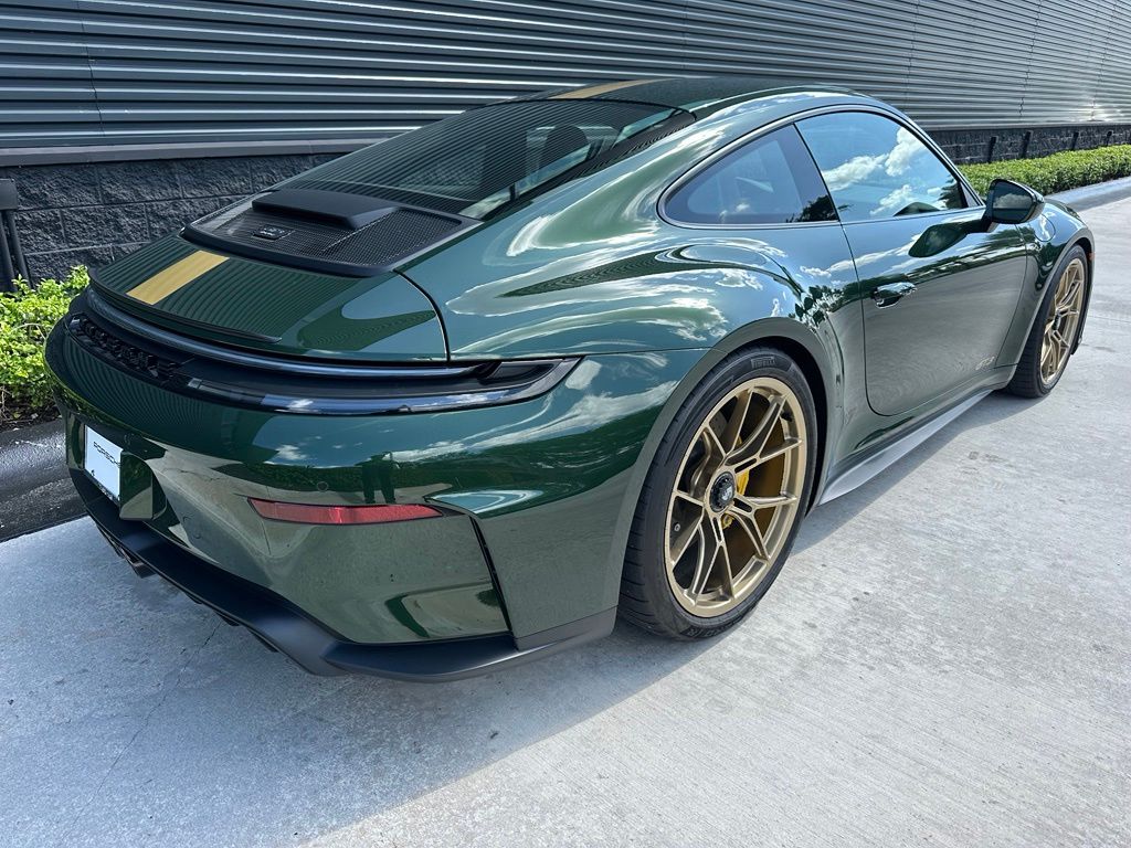 صورة 10 لـ 2026 Porsche 911 GT3