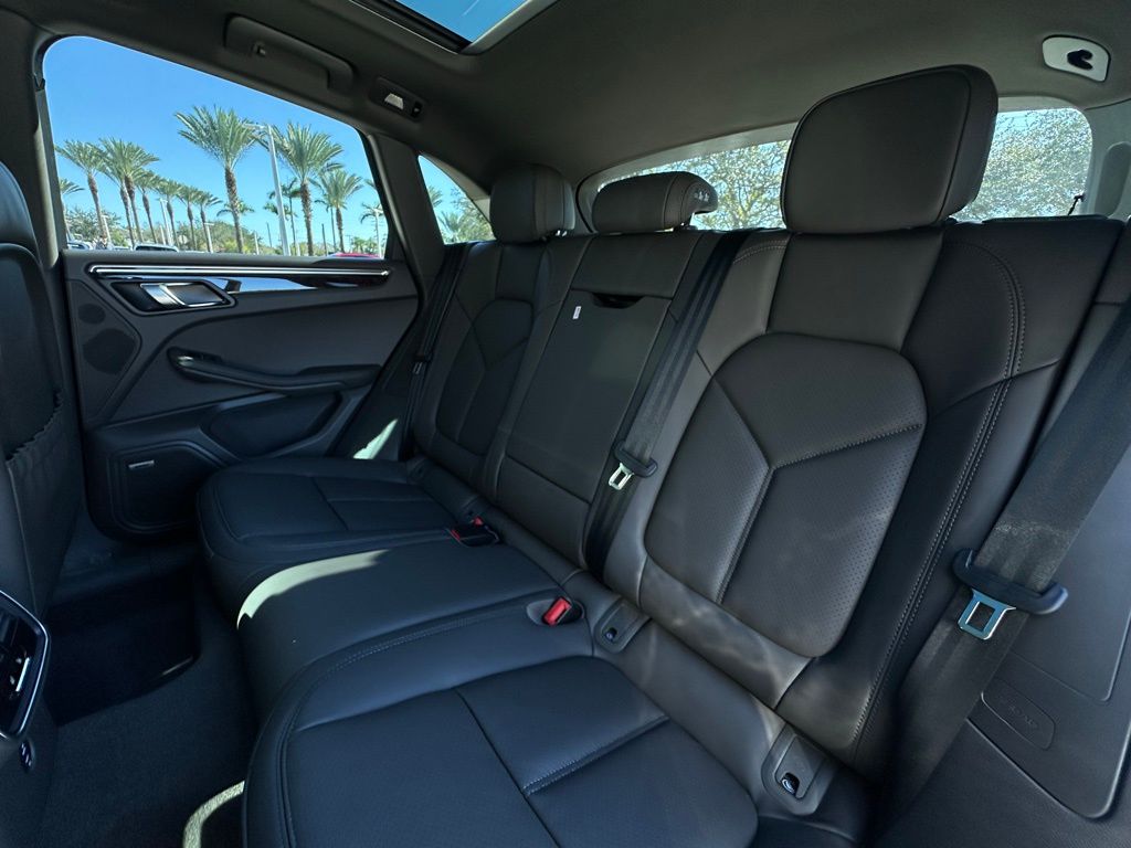 2026 Porsche MACAN — миниатюра 38