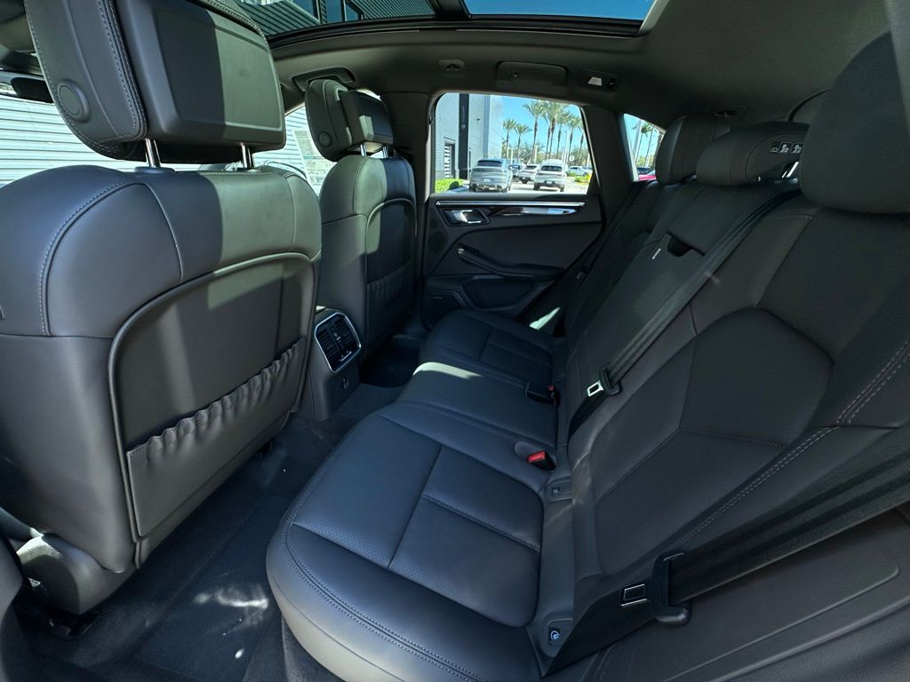 2026 Porsche MACAN — миниатюра 37