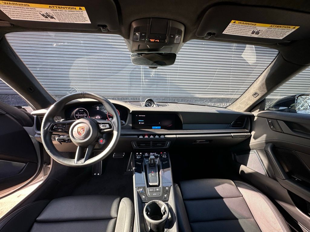 2025 Porsche 911 CARRERA GTS 照片 6