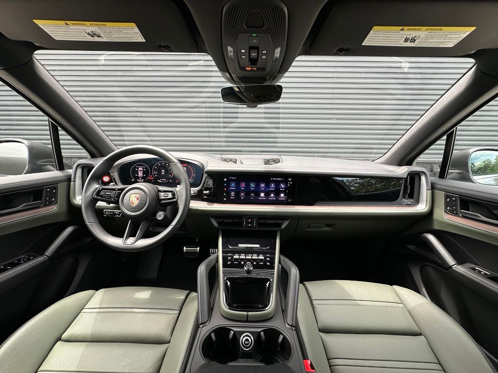 2026 Porsche CAYENNE S — миниатюра 6