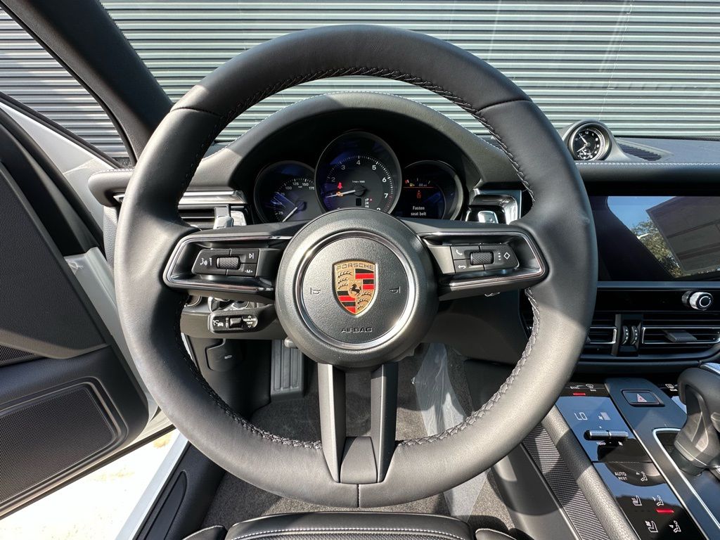 2026 Porsche MACAN 缩略图 16