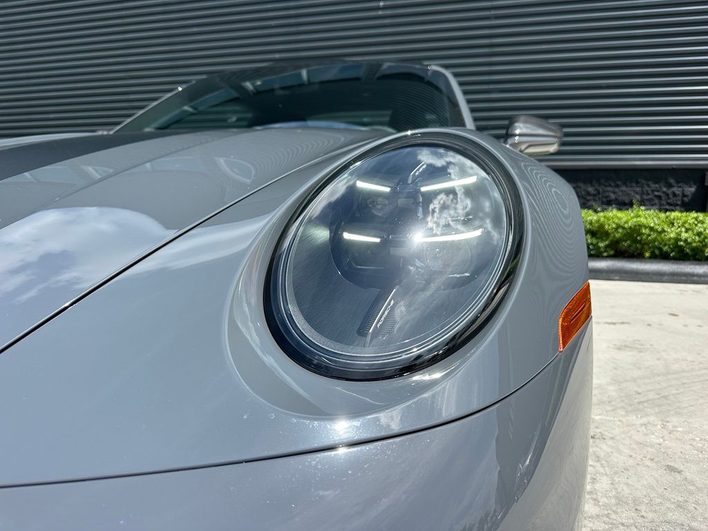 2026 Porsche 911 CARRERA 4 GTS 照片 9