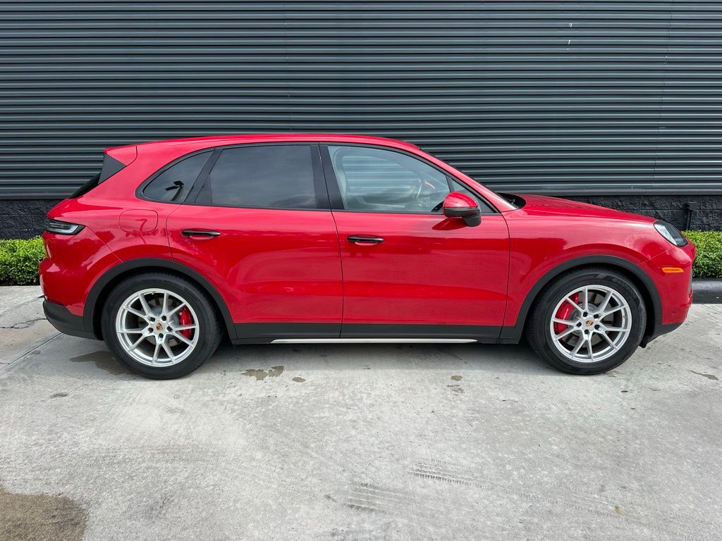 صورة مصغرة 11 لـ 2025 Porsche CAYENNE S