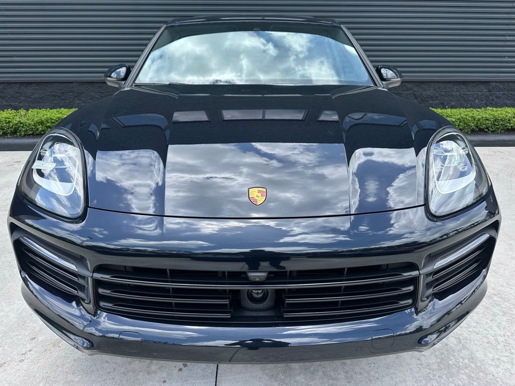 صورة 8 لـ 2023 Porsche CAYENNE