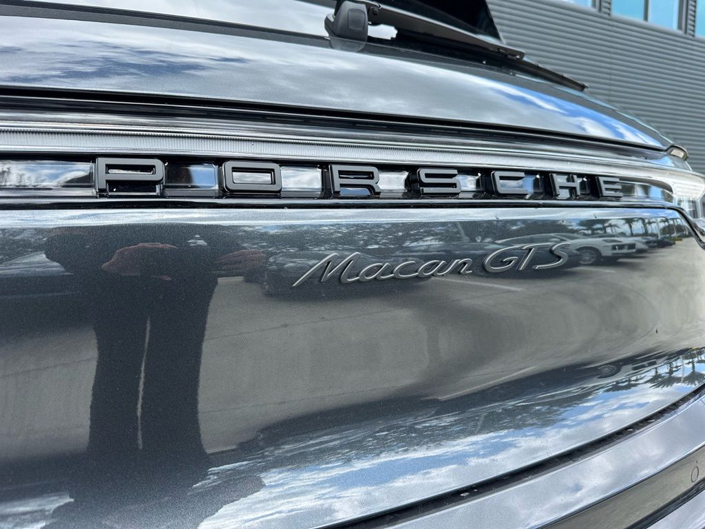 صورة 14 لـ 2026 Porsche MACAN GTS