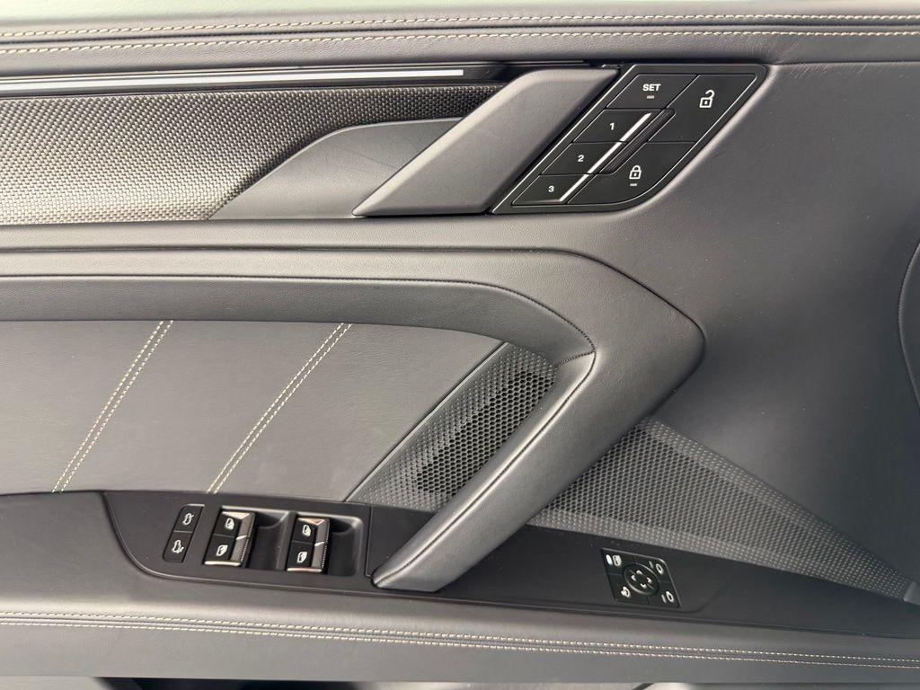 2026 Porsche CAYENNE TURBO COUPE AWD — миниатюра 17