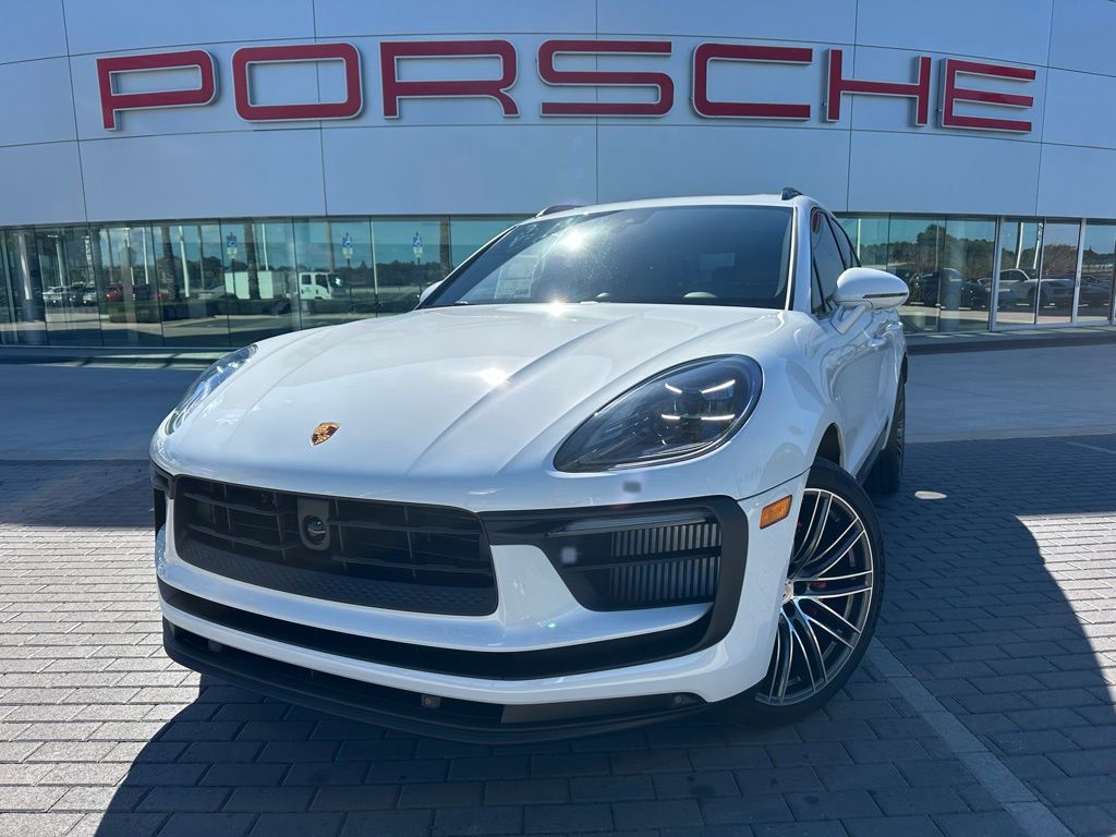 صورة 1 لـ 2026 Porsche MACAN S