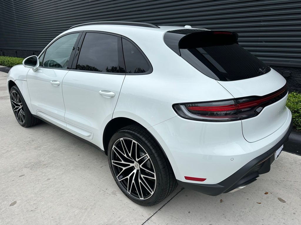 2026 Porsche MACAN 照片 3