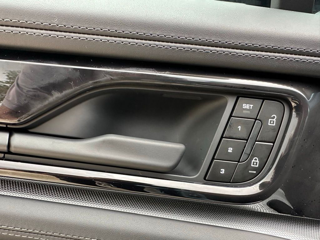 2026 Porsche PANAMERA 4 — миниатюра 16