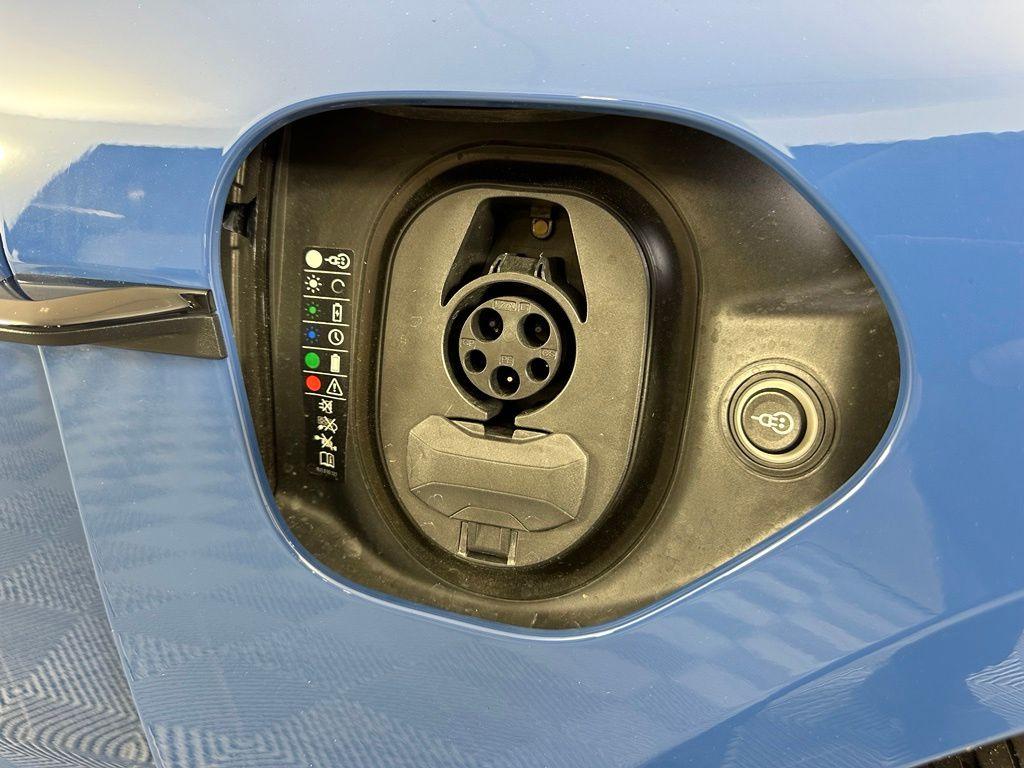 2022 Porsche TAYCAN TURBO S — миниатюра 45