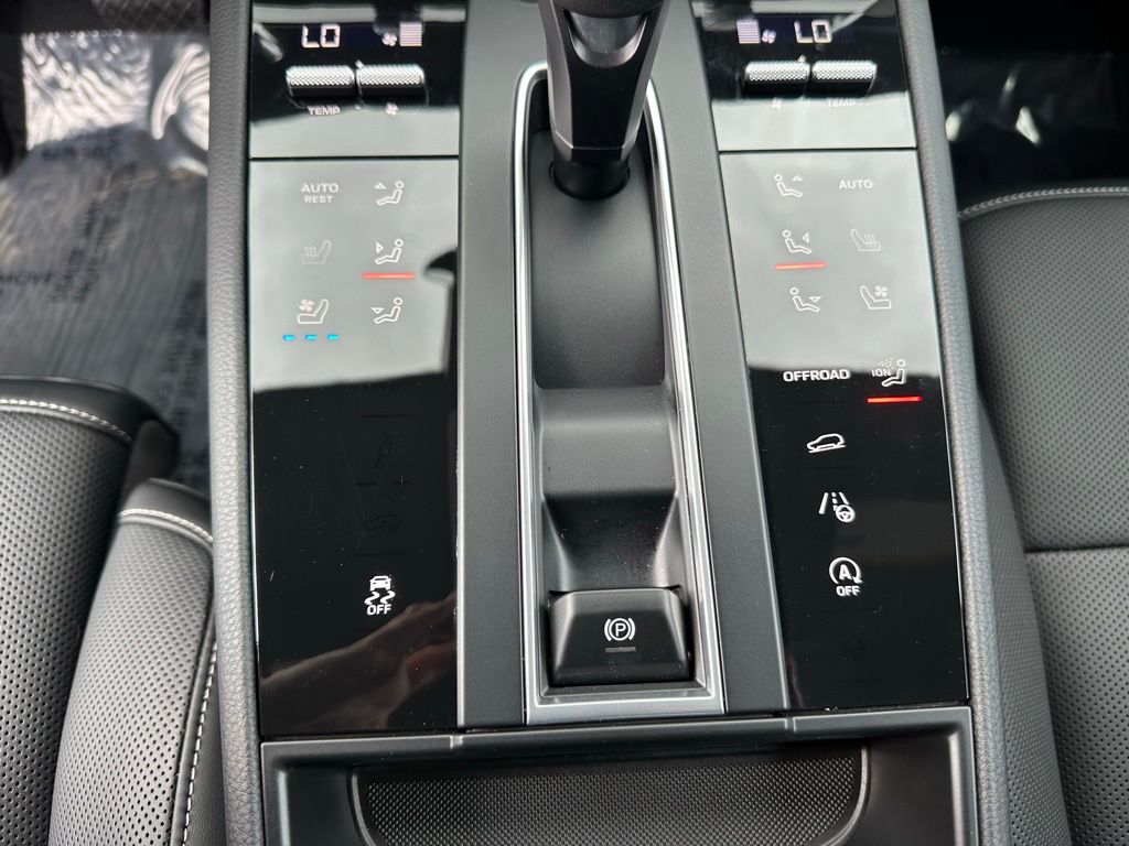 2026 Porsche MACAN — миниатюра 25