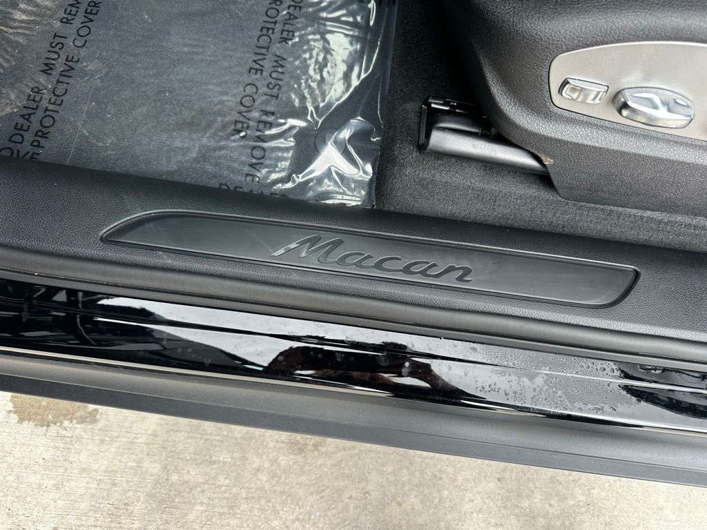 2026 Porsche MACAN — миниатюра 22