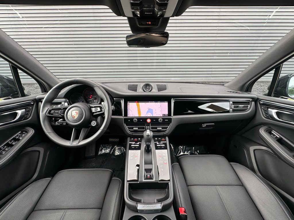 2026 Porsche MACAN — миниатюра 6