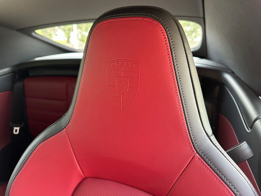 صورة مصغرة 25 لـ 2025 Porsche 911 CARRERA 4 GTS