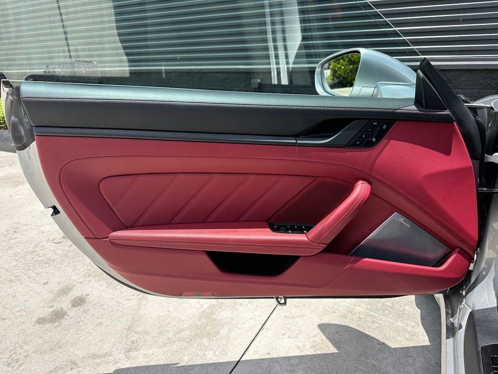 صورة مصغرة 20 لـ 2025 Porsche 911 CARRERA 4 GTS
