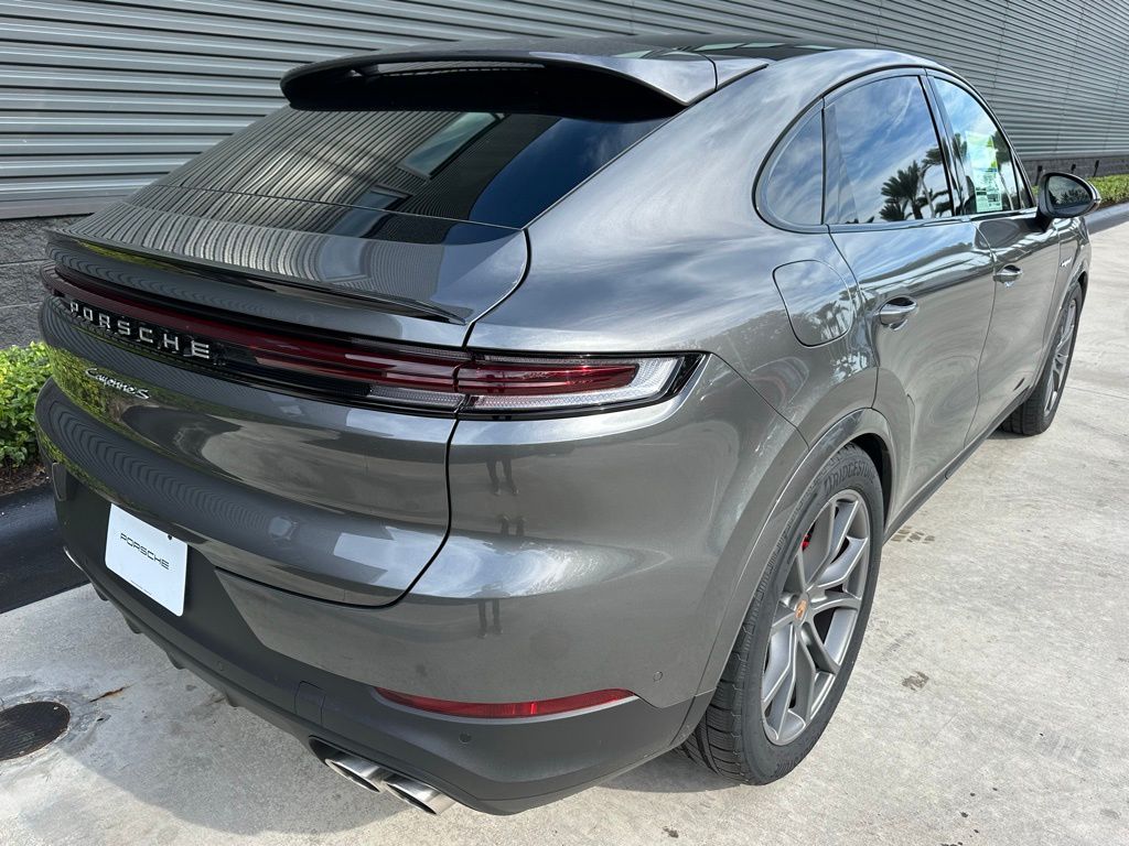 صورة مصغرة 9 لـ 2026 Porsche CAYENNE S