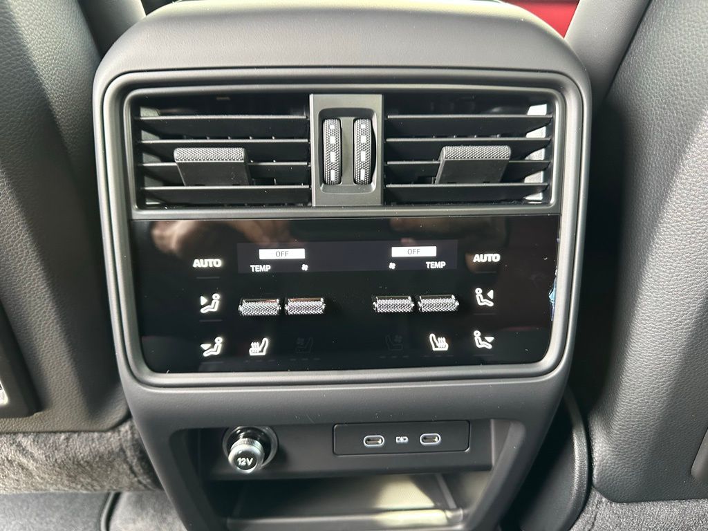 صورة مصغرة 41 لـ 2026 Porsche CAYENNE S