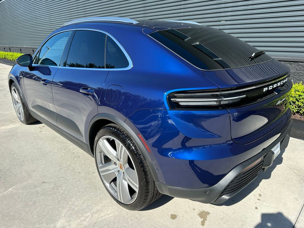 2024 Porsche MACAN 4 photo 7