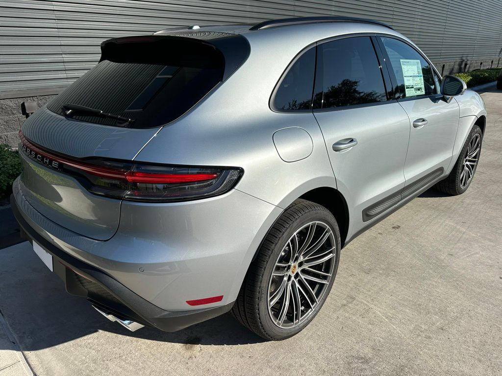 2026 Porsche MACAN T — фото 9