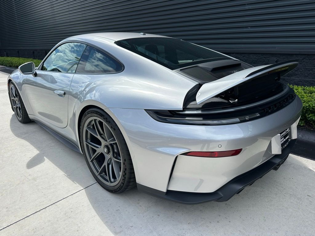 2026 Porsche 911 GT3 — миниатюра 3