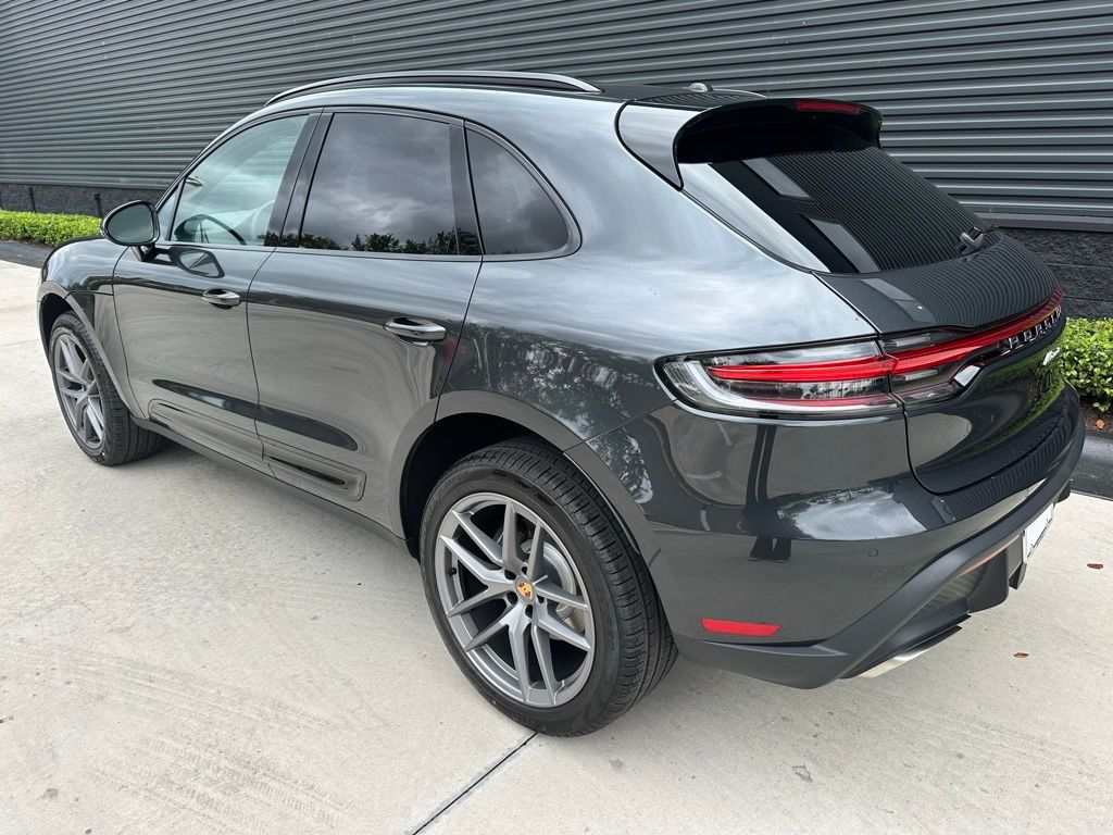 صورة مصغرة 3 لـ 2026 Porsche MACAN