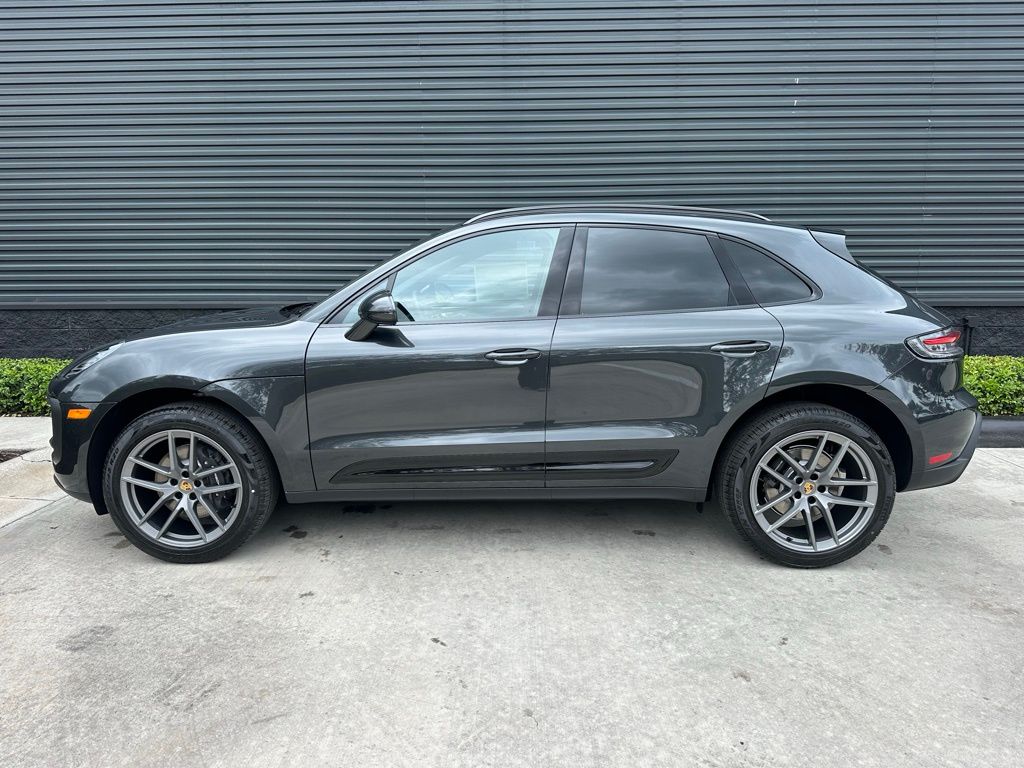 صورة مصغرة 2 لـ 2026 Porsche MACAN