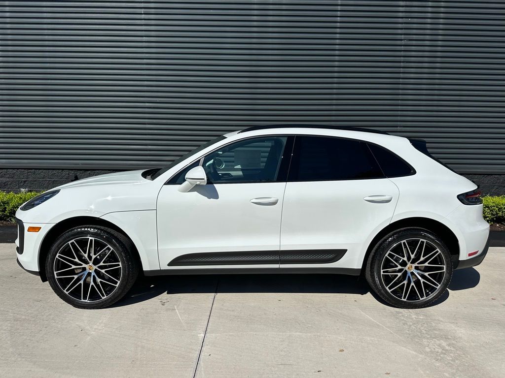 2026 Porsche MACAN 照片 2