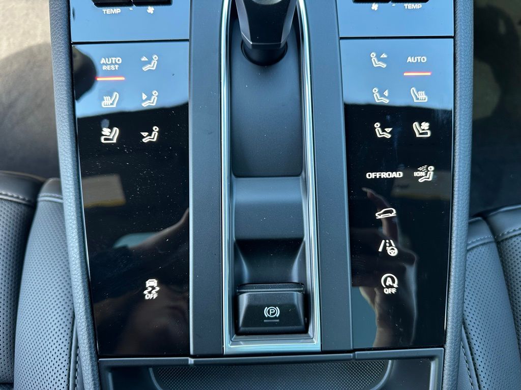2026 Porsche MACAN 缩略图 26