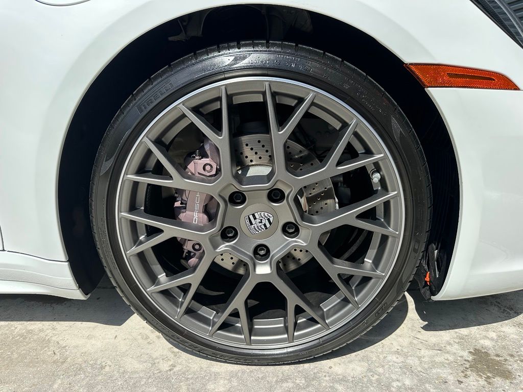 2024 Porsche 911 CARRERA — миниатюра 16