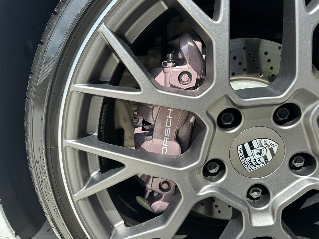 2024 Porsche 911 CARRERA — миниатюра 17