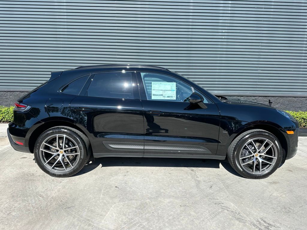 2026 Porsche MACAN T — фото 10