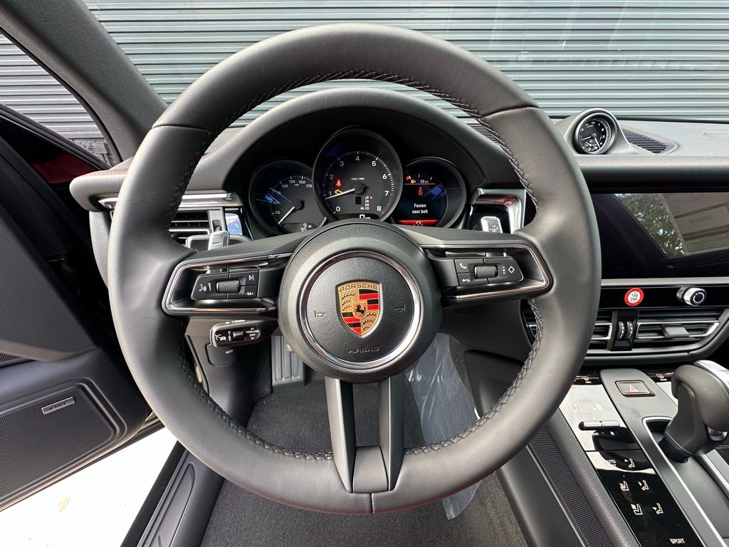 صورة مصغرة 21 لـ 2026 Porsche MACAN