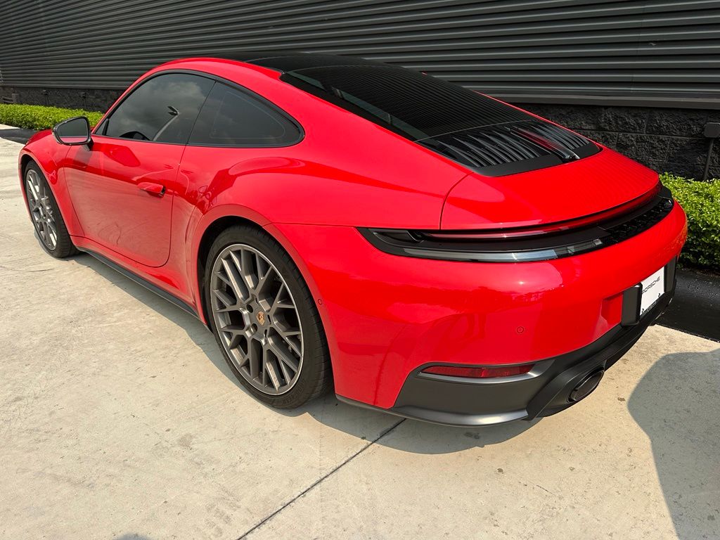 2026 Porsche 911 CARRERA S 照片 3