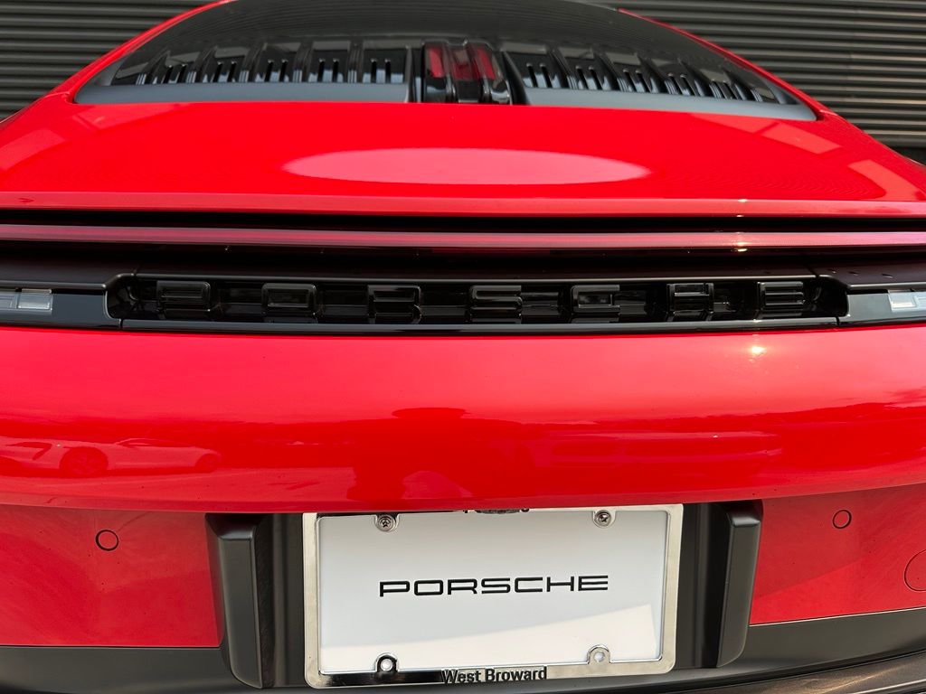 2026 Porsche 911 CARRERA S thumbnail 14