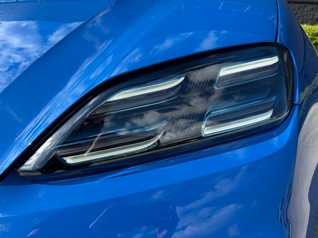 صورة 13 لـ 2026 Porsche MACAN GTS