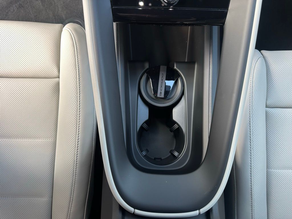 صورة مصغرة 28 لـ 2026 Porsche MACAN GTS