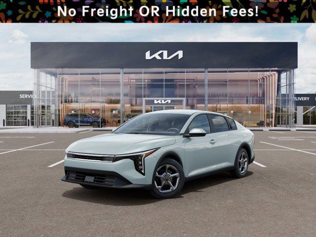 New 2026 Kia K4 LXS