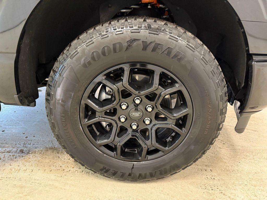 FORD F-150 XLT - 9