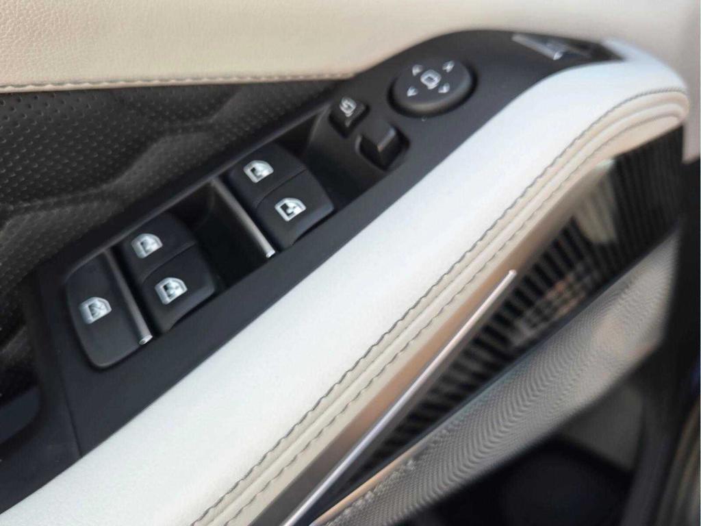 صورة مصغرة 32 لـ 2026 BMW X5 M COMPETITION