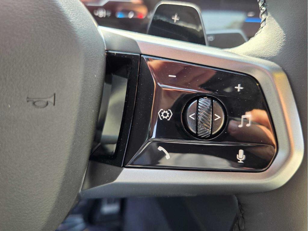 صورة مصغرة 29 لـ 2027 BMW 530 I