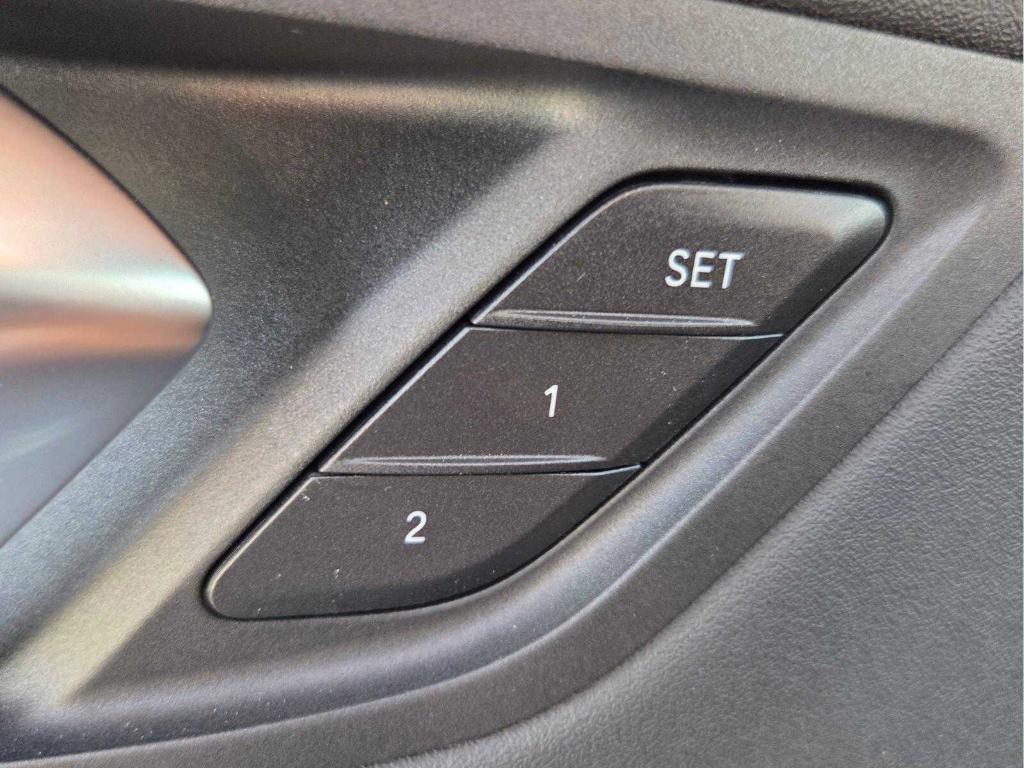 صورة مصغرة 32 لـ 2026 BMW M235 GRAN COUPE XDRIVE