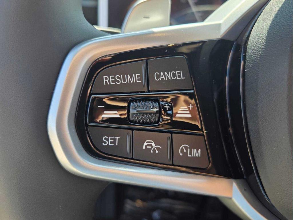 صورة مصغرة 28 لـ 2026 BMW 330 I