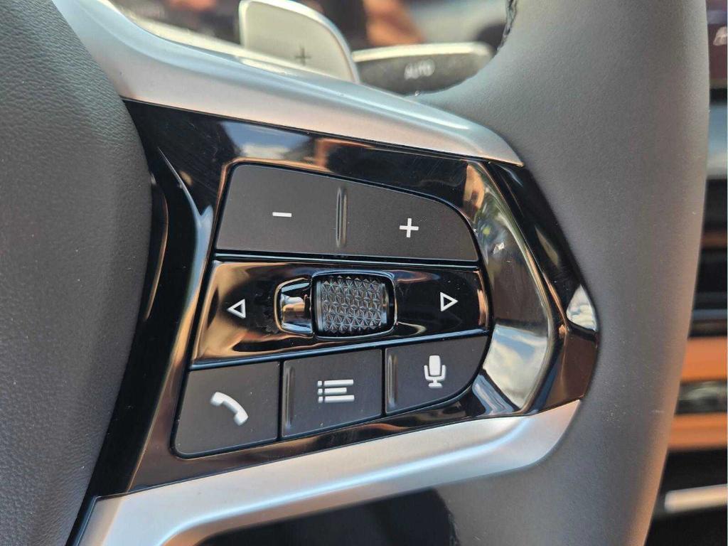2026 BMW 330 I — миниатюра 28
